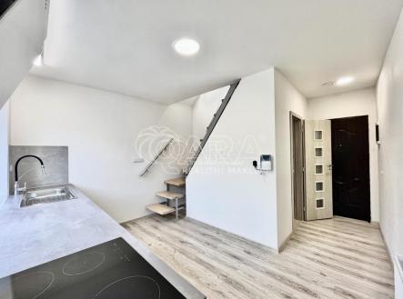 Pronájem bytu, 1+1, 34 m²