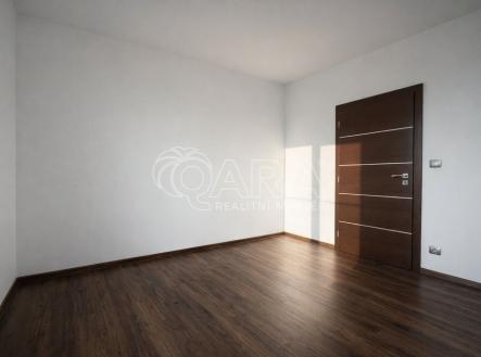 Pronájem domu/vily, 277 m²