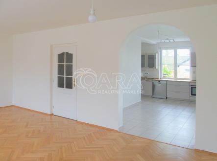 Pronájem domu/vily, 200 m²