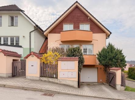 Pronájem domu/vily, 200 m²