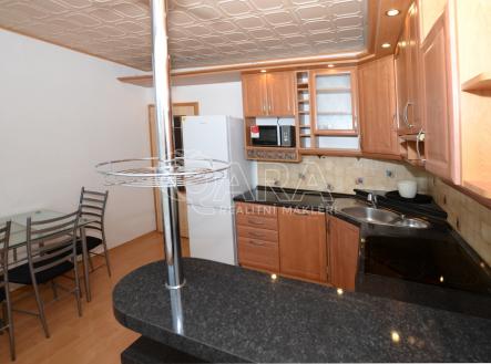 Pronájem bytu, 1+1, 38 m²