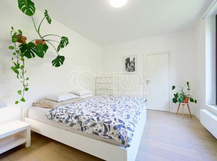 Pronájem bytu, 2+kk, 47 m²