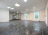 Pronájem obchodní prostor, 252 m²