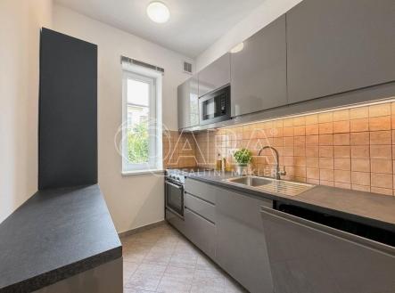 Pronájem bytu, 3+1, 85 m²