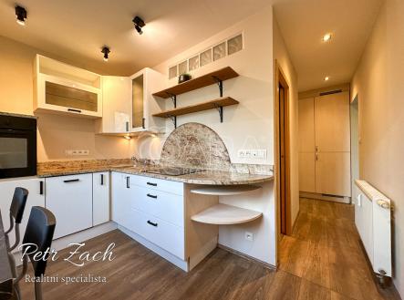 Pronájem bytu, 3+1, 74 m²