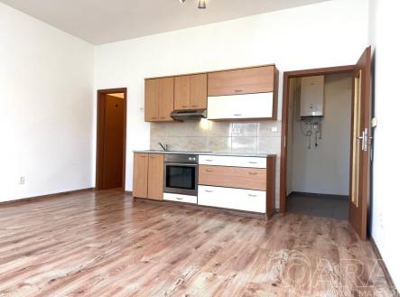 Pronájem bytu, 1+kk, 33 m²