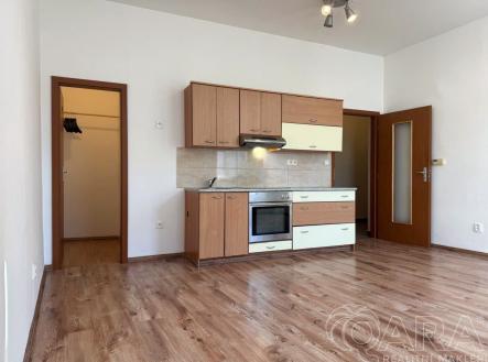 Pronájem bytu, 1+kk, 33 m² obrázek