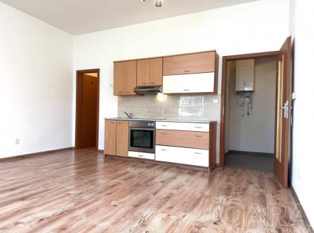 Pronájem bytu, 1+kk, 33 m²