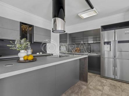 Prodej bytu, 2+kk, 121 m²