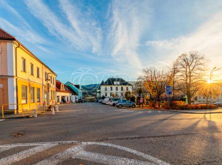 Prodej obchodní prostor, 124 m²