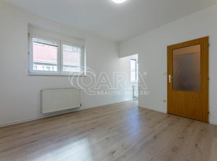 Pronájem bytu, 1+kk, 35 m²