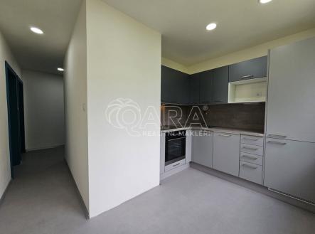 Pronájem bytu, 2+1, 58 m²