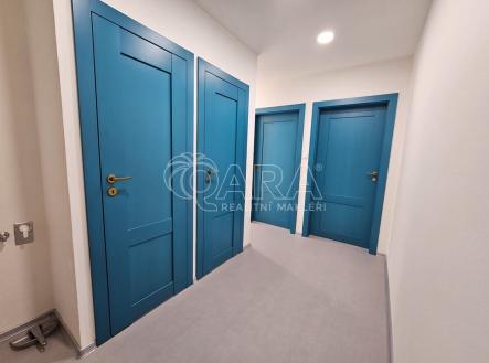 Pronájem bytu, 2+1, 58 m²