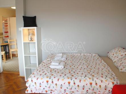 Pronájem bytu, 1+1, 34 m²