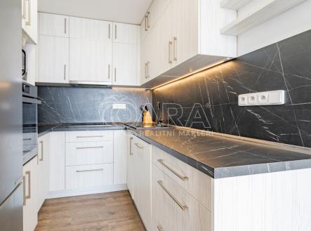 Prodej bytu, 2+kk, 45 m²