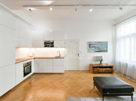 Pronájem bytu, 3+kk, 66 m²