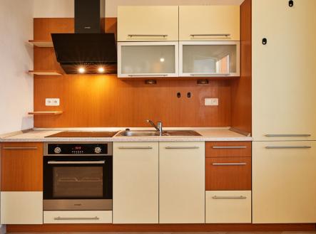 Pronájem bytu, 1+kk, 39 m²