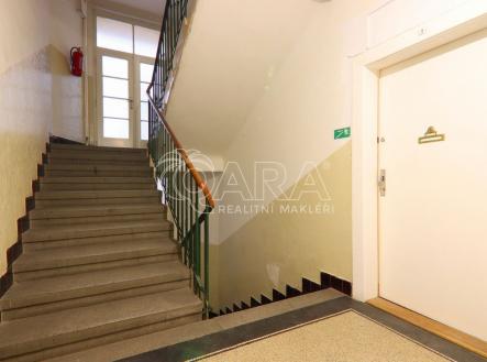 Pronájem bytu, 2+kk, 40 m²