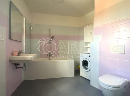 Pronájem bytu, 2+kk, 72 m²