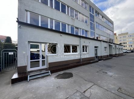 Pronájem kanceláře, 122 m²