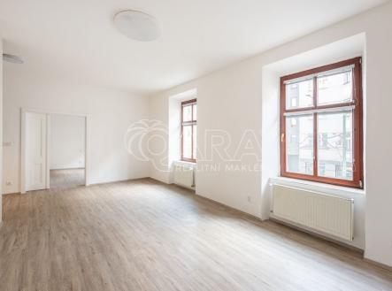 Pronájem bytu, 2+kk, 62 m²