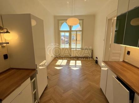 Pronájem bytu, 2+kk, 44 m²