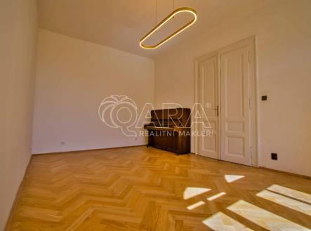 Pronájem bytu, 2+kk, 44 m²