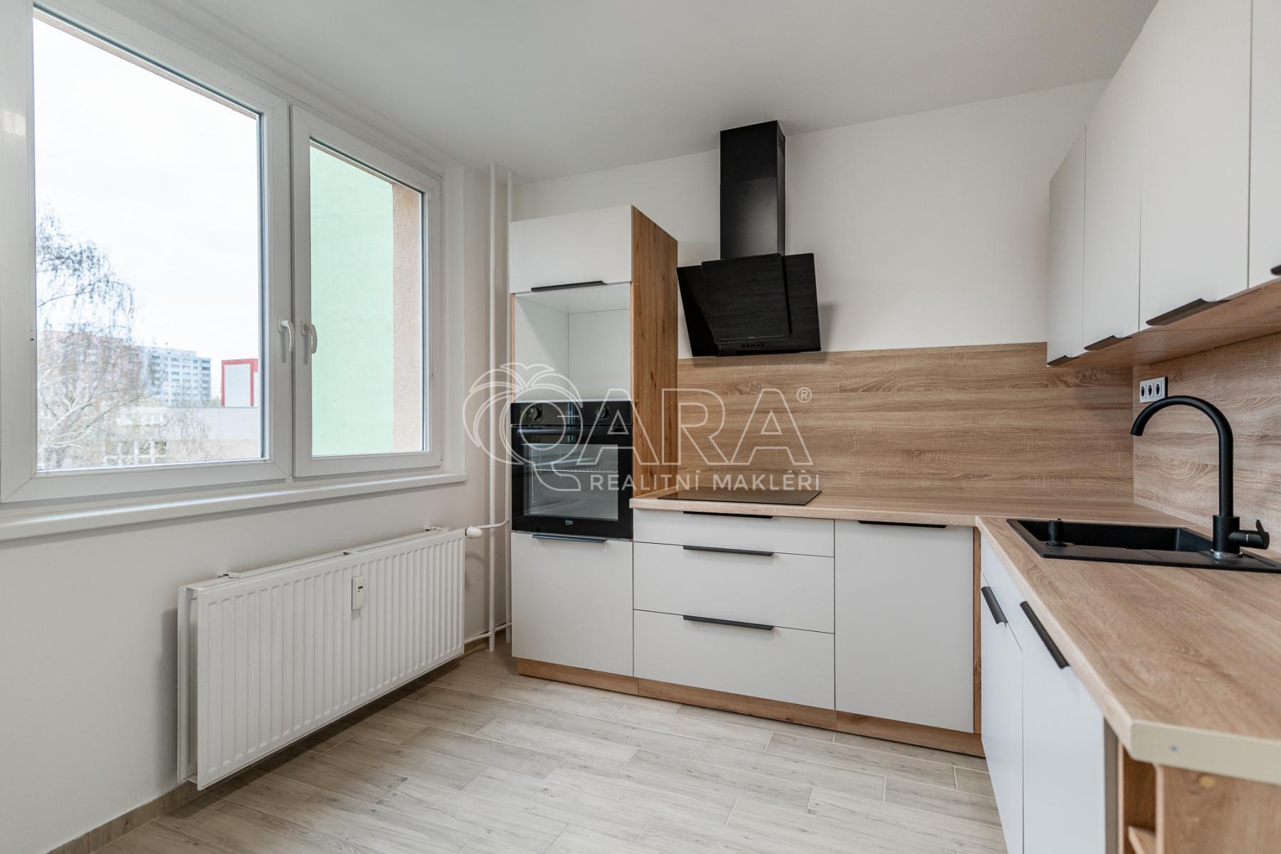 Byt 3+1 po rekonstrukci Ostrava, J. Matuška 7 - Ervin Džekovič, realitní makléř.jpg