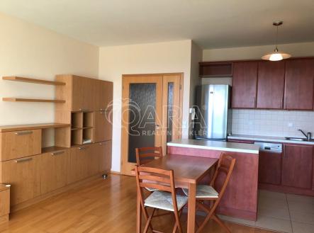 Pronájem bytu, 3+kk, 93 m²