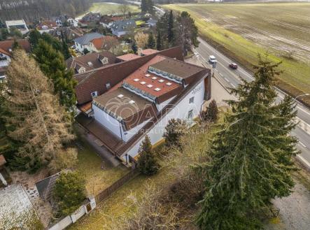 Prodej komerčního objektu, průmyslový areál, 1 433 m²