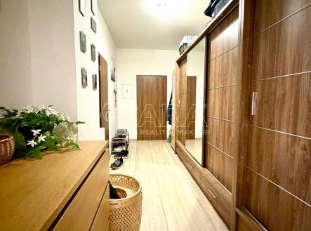 Pronájem bytu, 3+kk, 95 m²