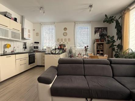 Pronájem bytu, 3+kk, 95 m²