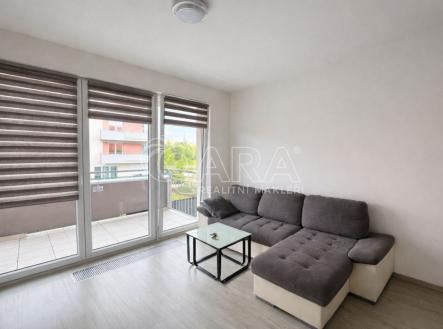 Pronájem bytu, 2+kk, 58 m²