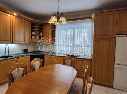 Pronájem domu/vily, 140 m²