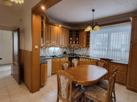 Pronájem domu/vily, 140 m²