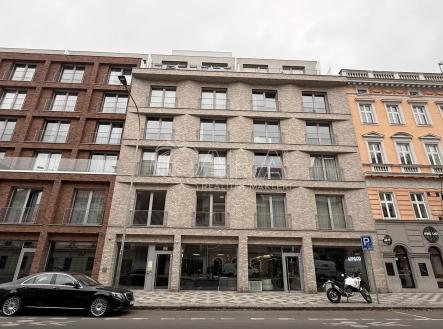 Pronájem bytu, 1+kk, 33 m²