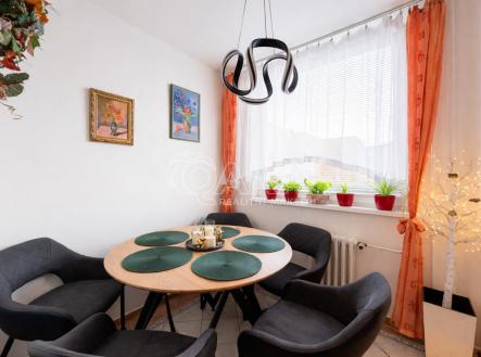 Prodej bytu, 4+1, 90 m²