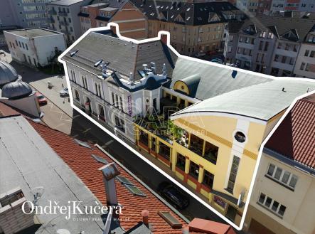 Prodej nájemního domu, 1 000 m²