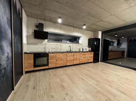 Pronájem bytu, 3+kk, 80 m²