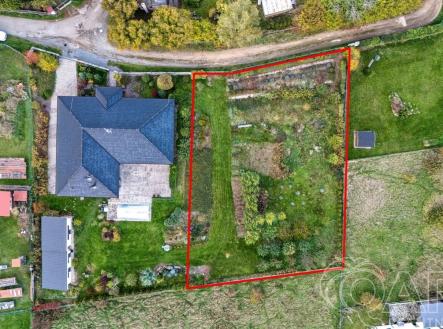 Prodej pozemku pro bydlení, 1 421 m²