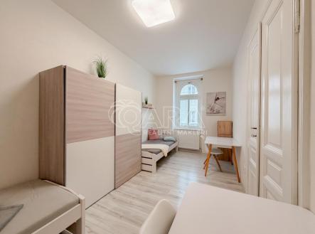 Pronájem bytu, jiný, 93 m²