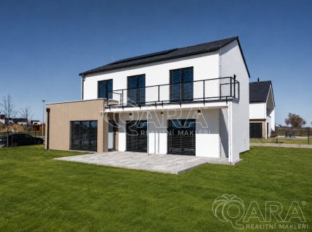 Nový nízkoenergetický rodinný dům 5+kk ve Vysokém Újezdě