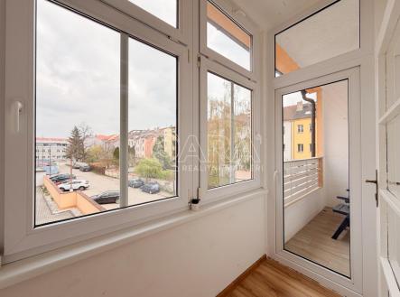 Pronájem bytu, jiný, 98 m²