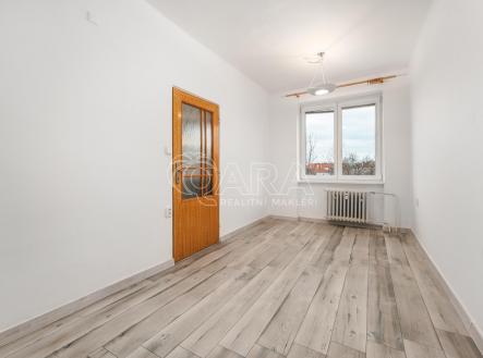 Pronájem bytu, 2+1, 43 m²