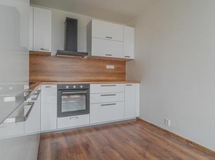Pronájem bytu, 4+kk, 93 m²