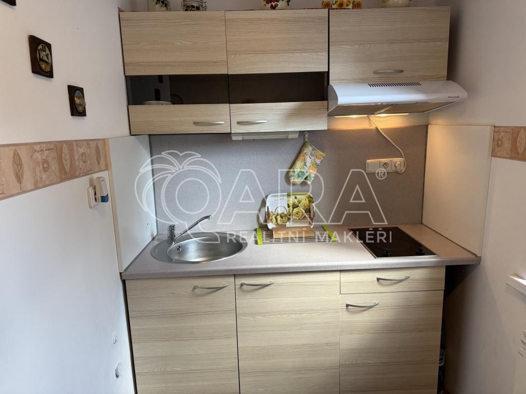 byt NJ Anenská 01.JPG