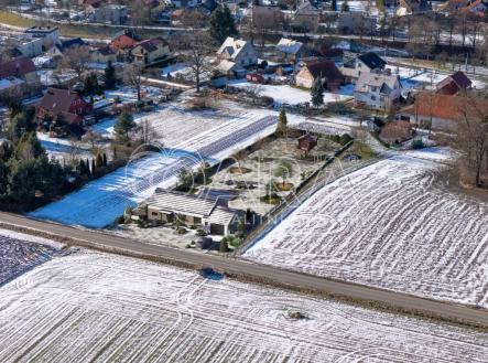 Prodej pozemku pro bydlení, 2 594 m²