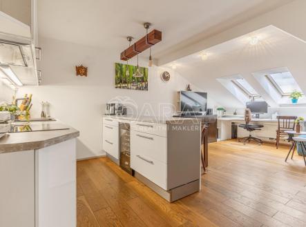 Prodej bytu, 3+kk, 72 m²