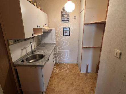 Pronájem bytu, 2+kk, 4 973 m²