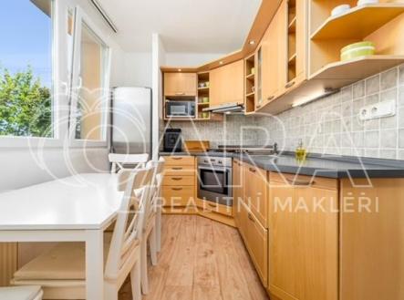 Prodej bytu, 3+kk, 65 m²